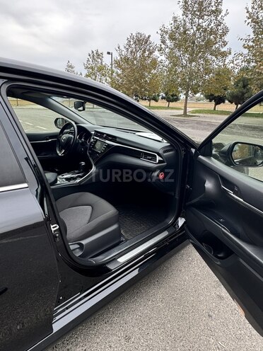 Toyota Camry-4