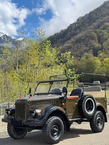 GAZ 69-2