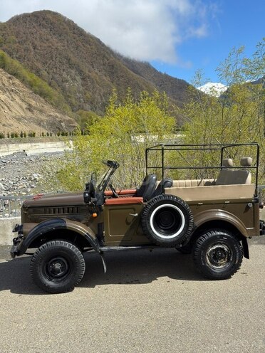 GAZ 69-3
