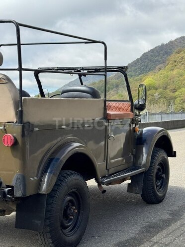 GAZ 69-5