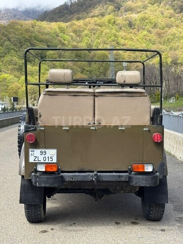 GAZ 69-4