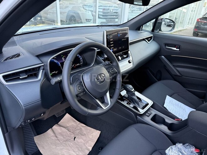 Toyota Corolla Cross 2026, 0 km - 2.0 l - Bakı