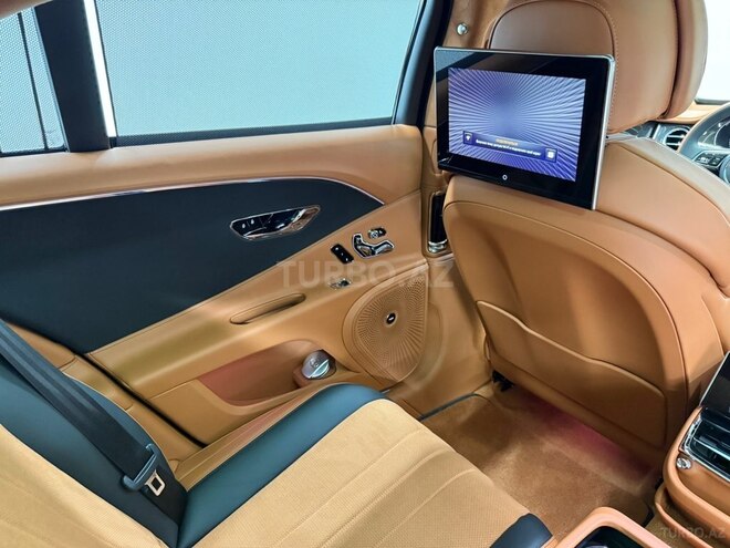 Bentley Flying Spur-24