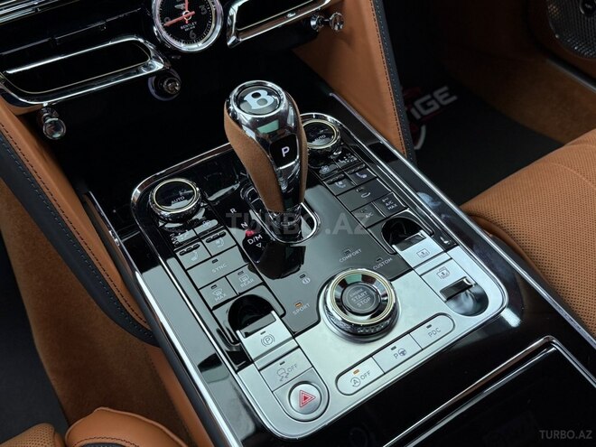 Bentley Flying Spur-13