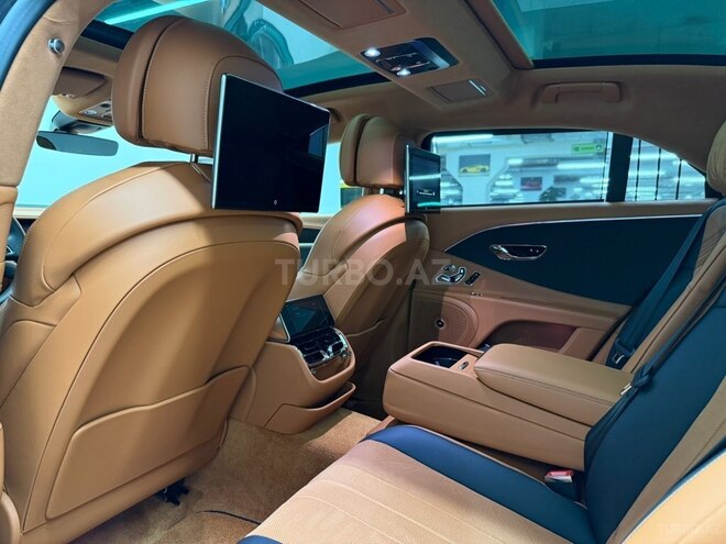 Bentley Flying Spur-17