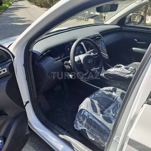 Hyundai Tucson L-9