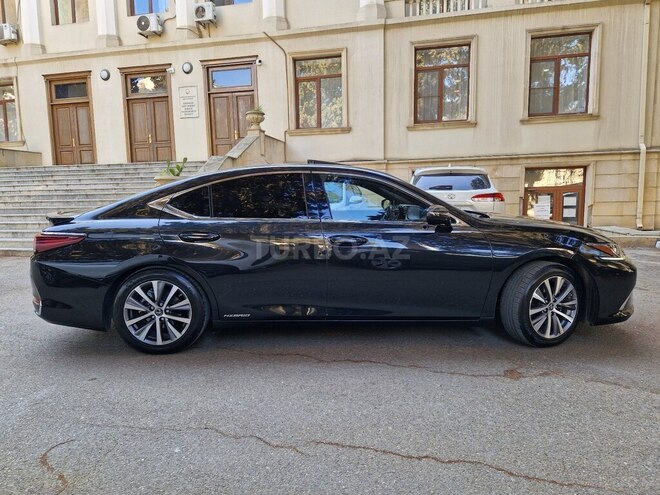 Lexus ES 300h 2021, 95,000 km - 2.5 л - Bakı