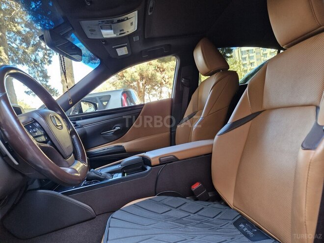 Lexus ES 300h 2021, 95,000 km - 2.5 л - Bakı