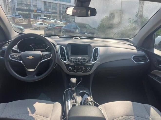 Chevrolet Equinox-12