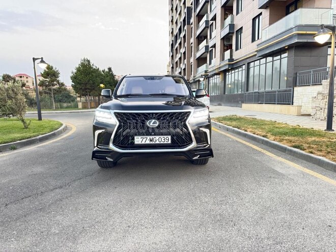Lexus LX 570-9