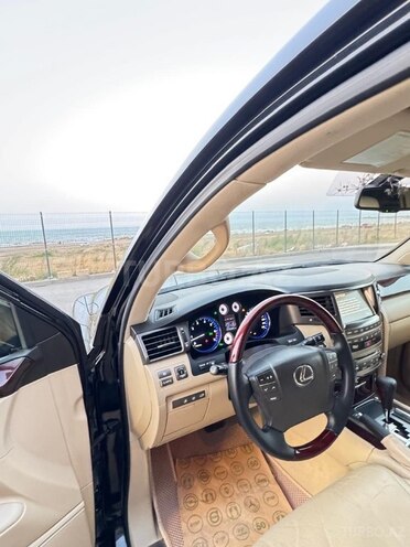 Lexus LX 570-5