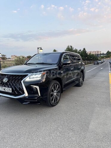 Lexus LX 570-14
