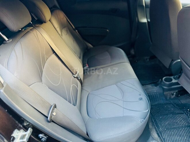 Chevrolet Spark-7