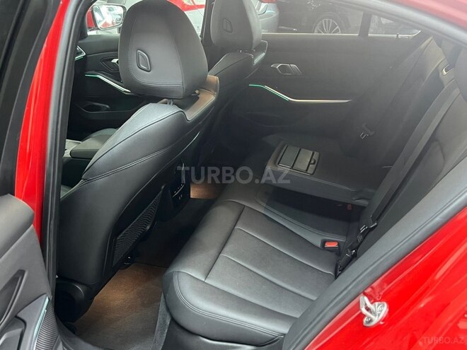 BMW 330-33