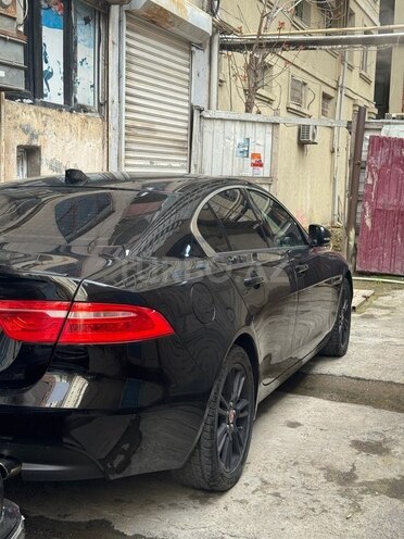 Jaguar XE-4