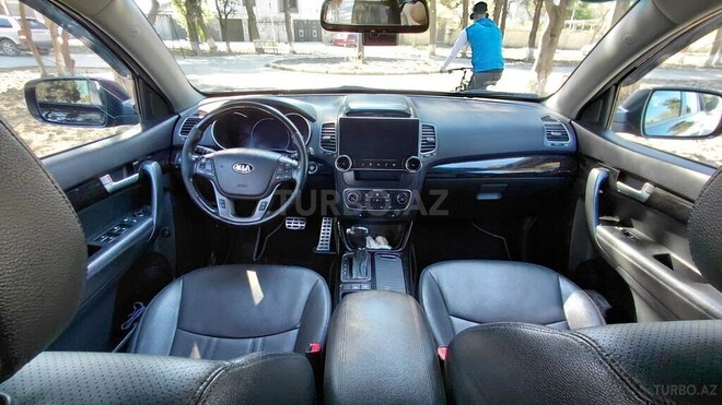Kia Sorento-7