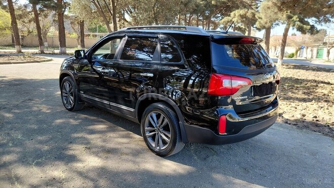 Kia Sorento-9