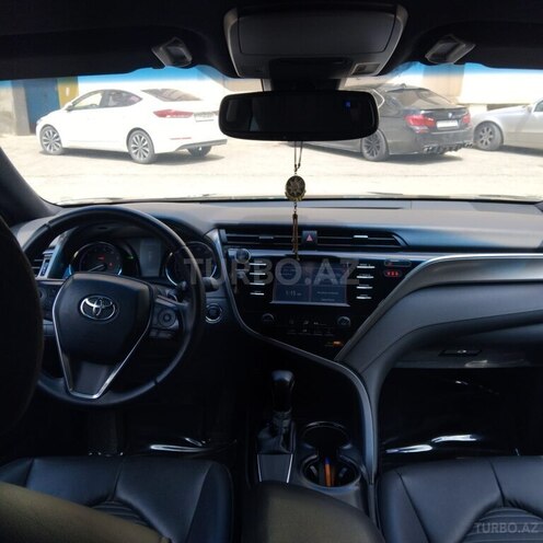 Toyota Camry-3