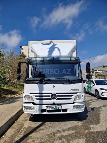 Mercedes Atego 818-1
