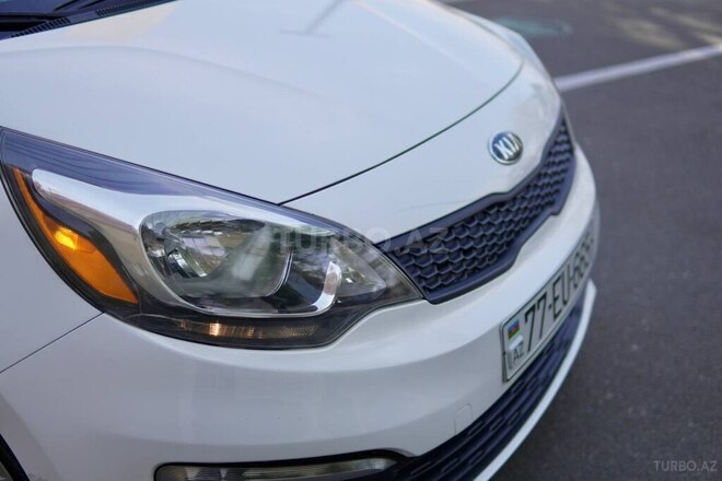 Kia Rio-5