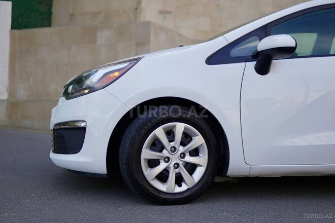 Kia Rio-6
