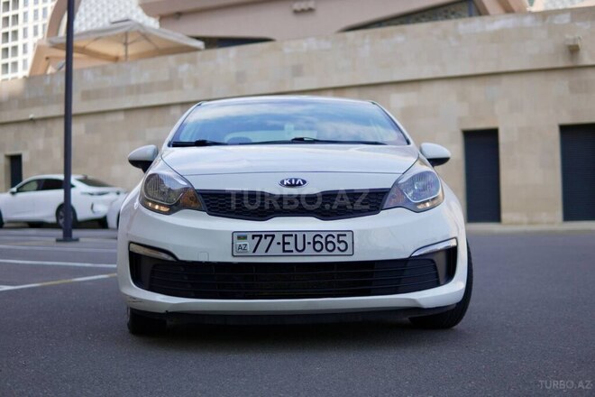 Kia Rio-2