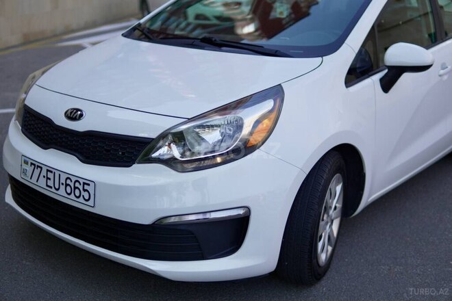Kia Rio-7