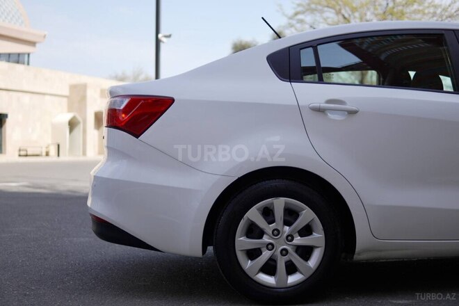 Kia Rio-9
