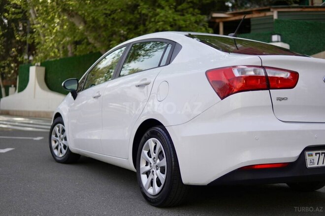 Kia Rio-11