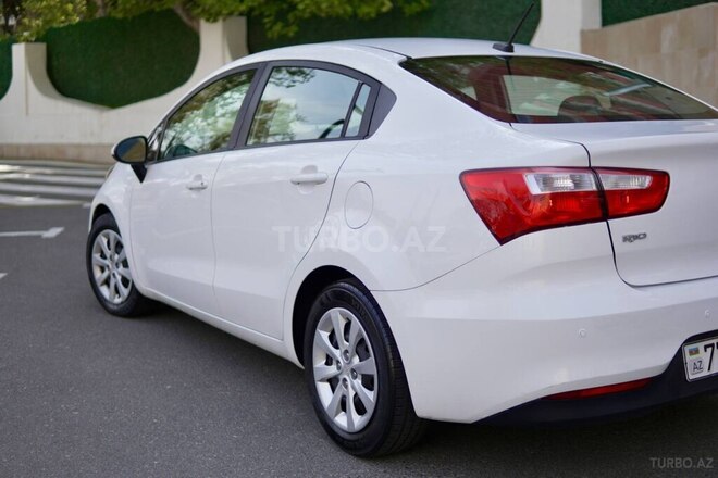 Kia Rio-16