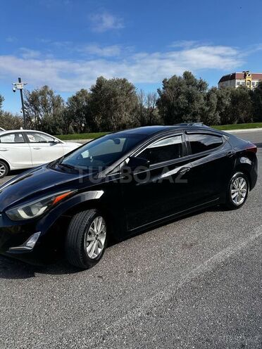 Hyundai Elantra-18