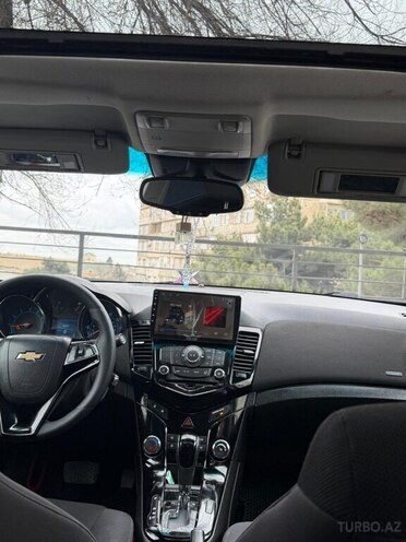 Chevrolet Cruze-6