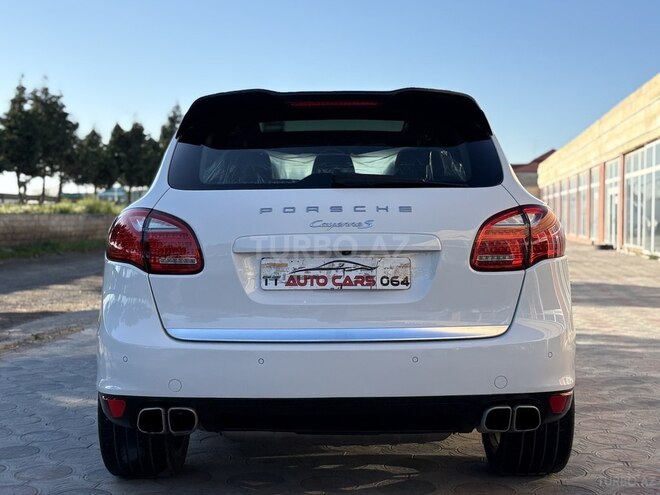 Porsche Cayenne-3