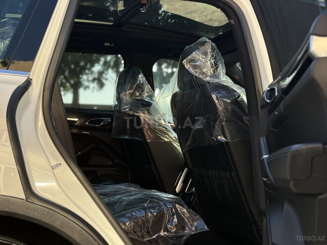 Porsche Cayenne-17