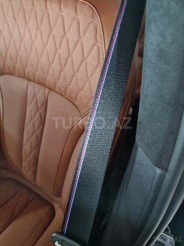 BMW X7-18