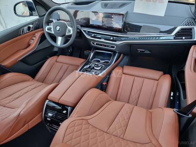 BMW X7-11