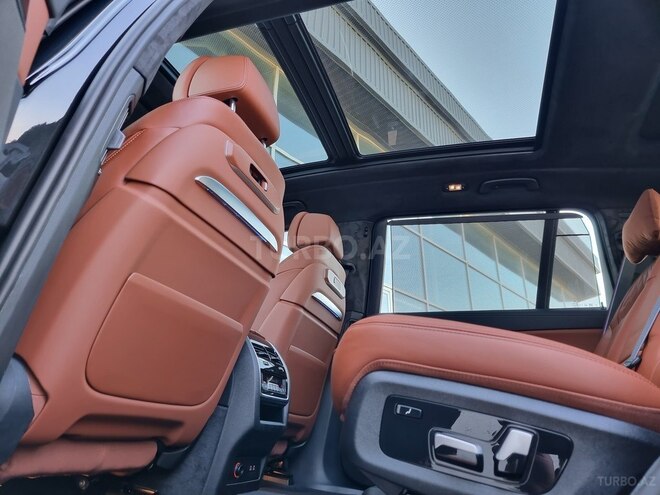 BMW X7-19