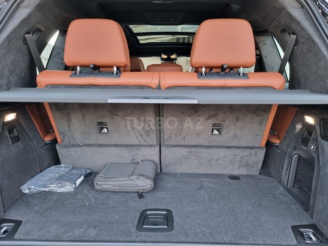 BMW X7-22