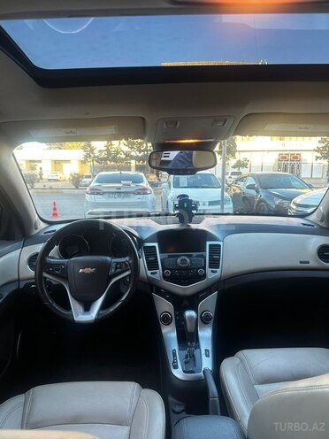 Chevrolet Cruze-9