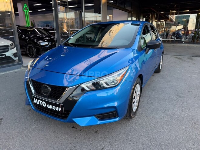 Nissan Versa-2