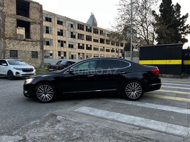Kia Cadenza-5