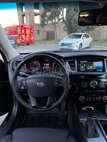 Kia Cadenza-10