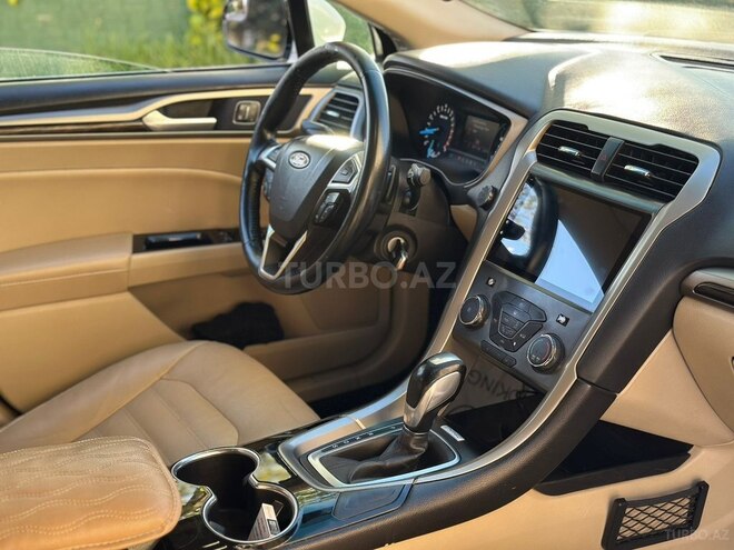 Ford Fusion (North America)-6