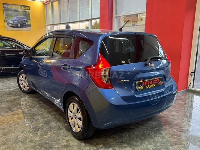 Nissan Note-7