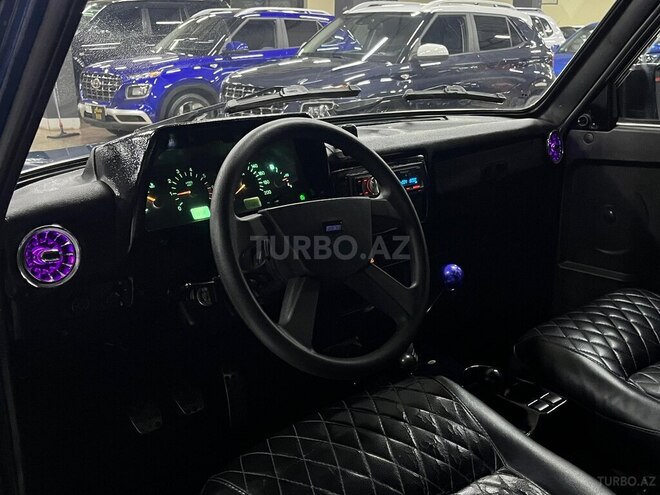 LADA (VAZ) Niva-13