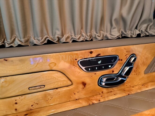 Mercedes V 250 2015, 32,000 km - 2.1 л - Bakı
