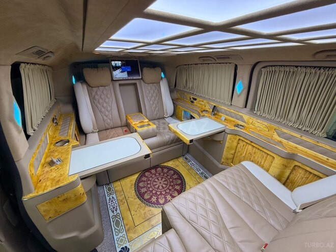 Mercedes V 250 2015, 32,000 km - 2.1 л - Bakı