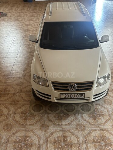 Volkswagen Touareg-2