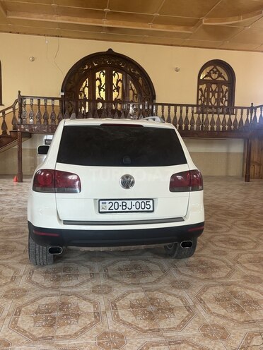 Volkswagen Touareg-3