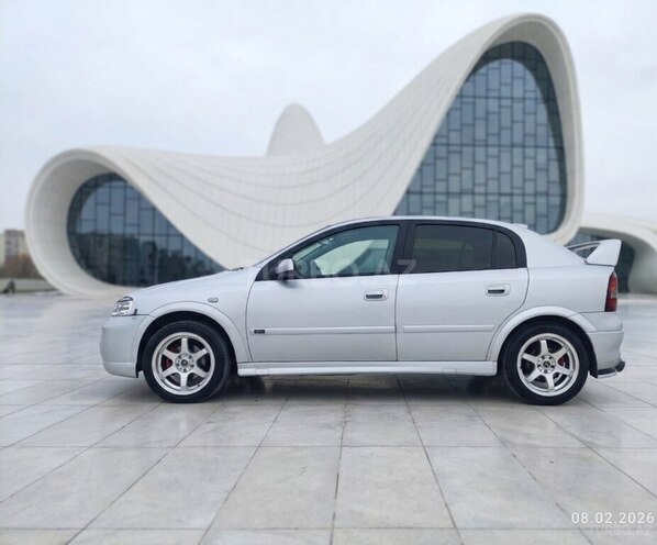 Opel Astra-3